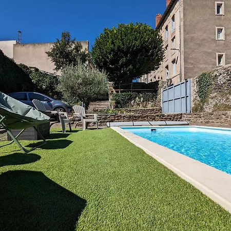 Bed & Breakfast Au Coeur Du Puy-en-velay Avec Parking Et Wifi - Fr-1-582-519 Le Puy-en-Velay